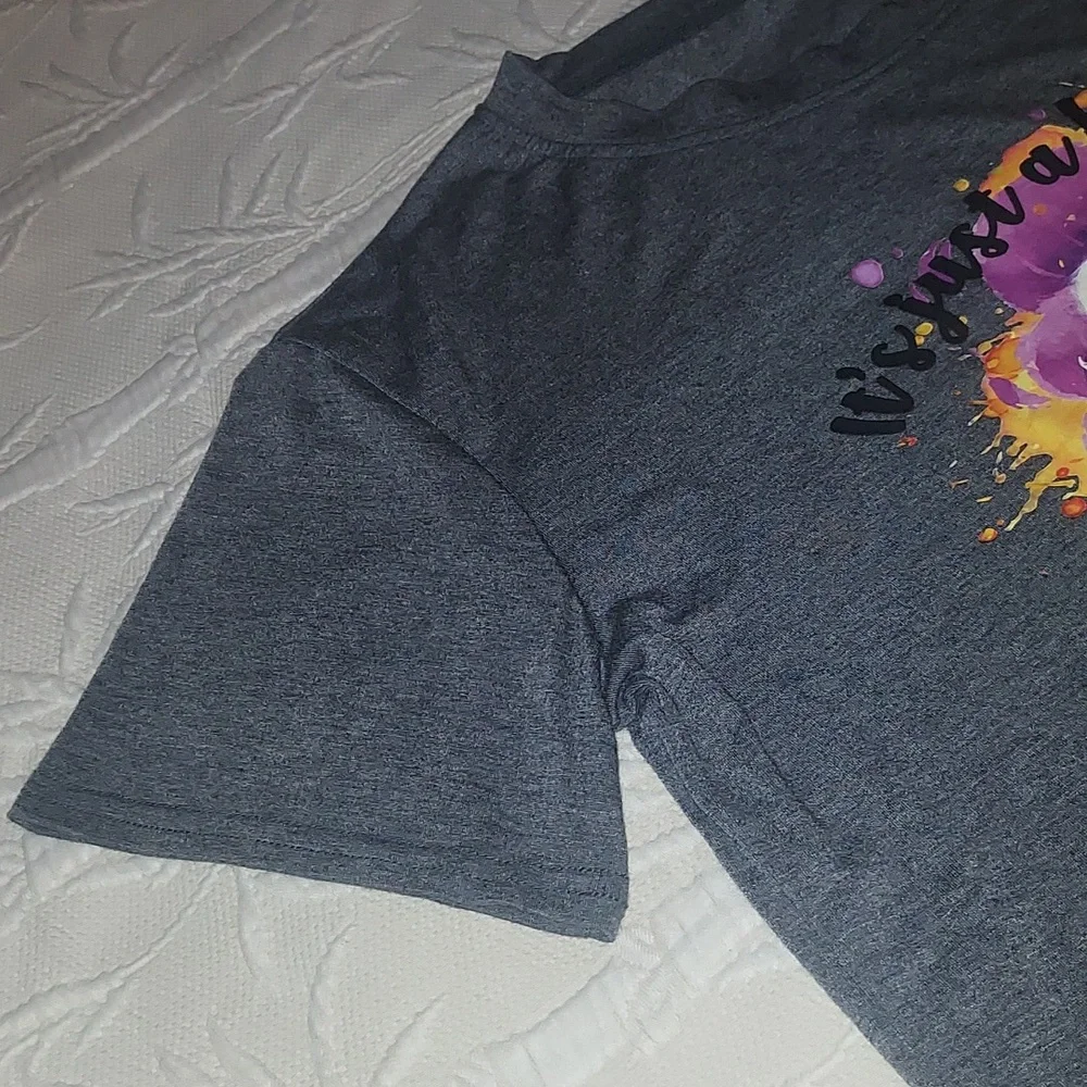 Hocus Pocus Tee Shirt. NWOT - Picture 4 of 6